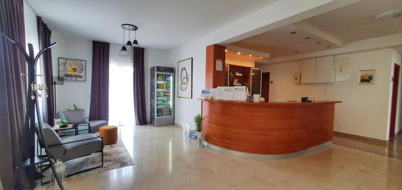 Aparthotel Zaton Затон Екстериор снимка