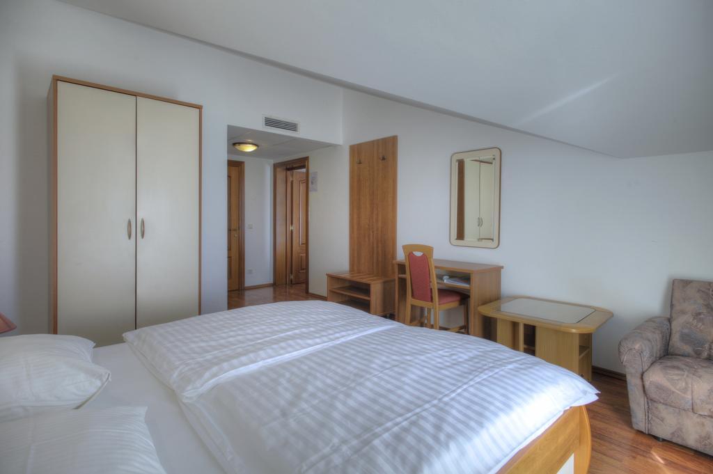 Aparthotel Zaton Затон Екстериор снимка