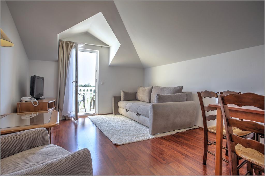 Aparthotel Zaton Затон Екстериор снимка