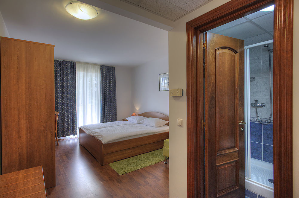 Aparthotel Zaton Затон Екстериор снимка