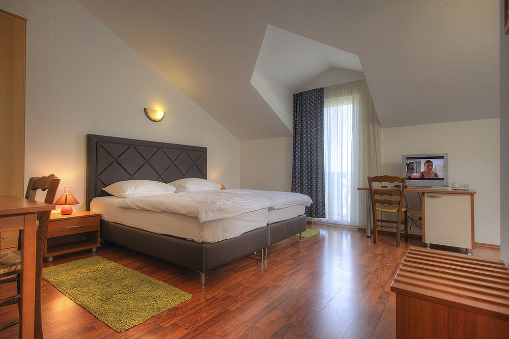 Aparthotel Zaton Затон Екстериор снимка