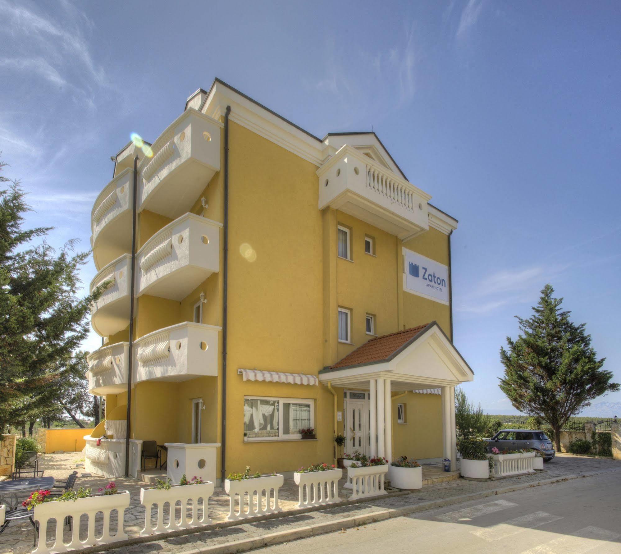 Aparthotel Zaton Затон Екстериор снимка